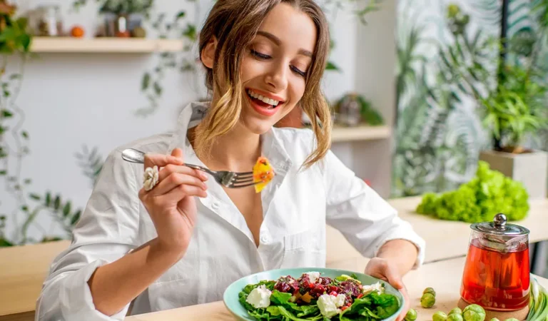 Nutrición Femenina en el Running: Claves para un Rendimiento Óptimo