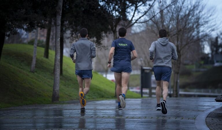 Entrenamiento de Running: 5 Ejercicios de Fuerza para Correr Más y Lesionarte Menos